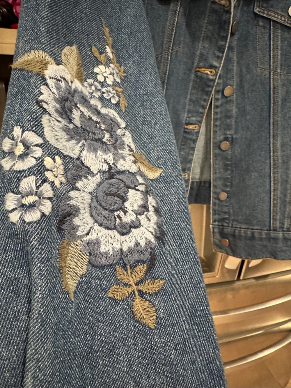 Lee Jean Co. Embroidered Blue Denim Jacket - Picture 6 of 12